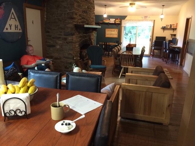 Hi-Harpers Ferry Hostel & Campground Knoxville Екстериор снимка