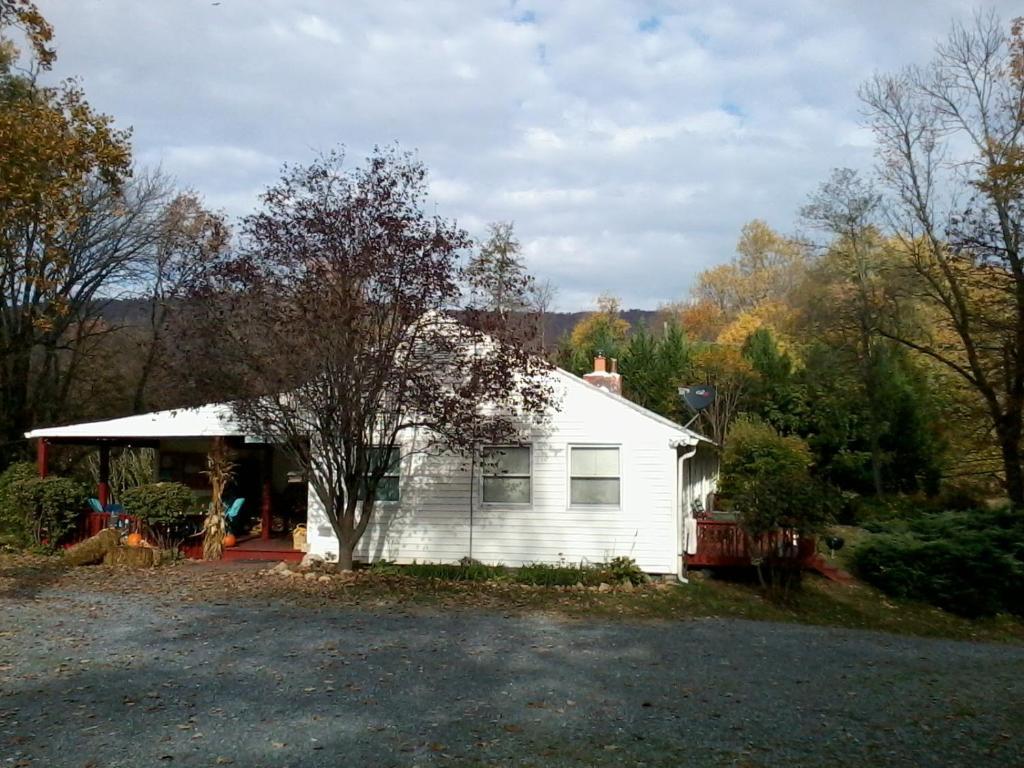Hi-Harpers Ferry Hostel & Campground Knoxville Екстериор снимка